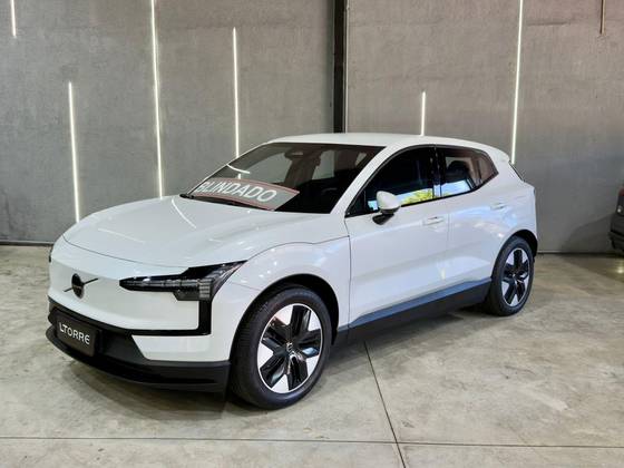 VOLVO EX30 51 KW ELÉTRICO CORE VOLVO EX30 51 KW ELÉTRICO CORE